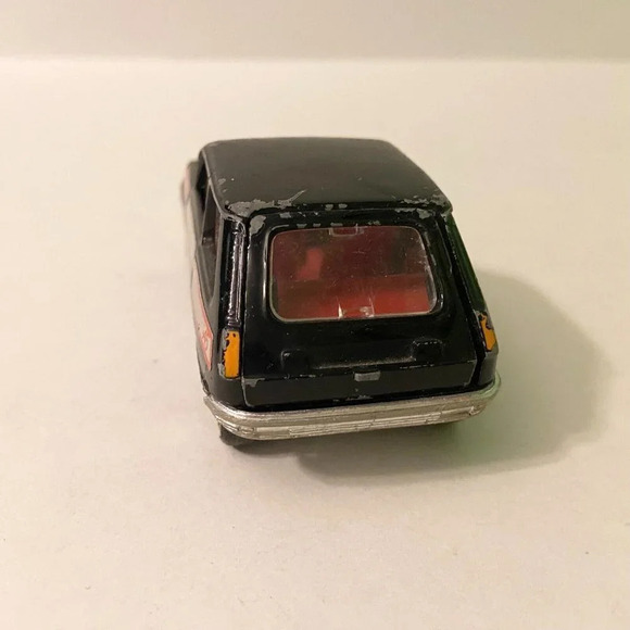 Vintage Lot of 2 Corgi Diecast Cars Jaguar XJS and  Renault 5 TS - Picture 11 of 15